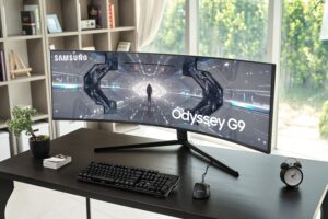 Monitor curvo